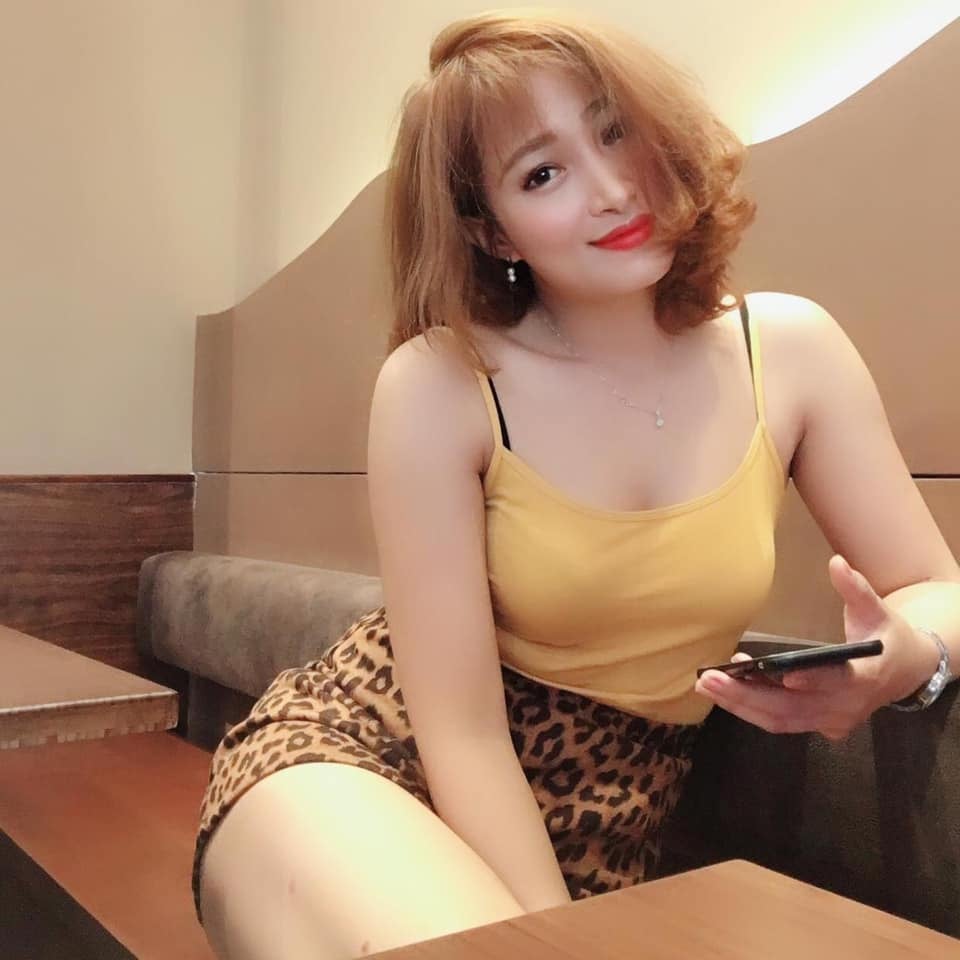 Máy bay bà già Hà Nội